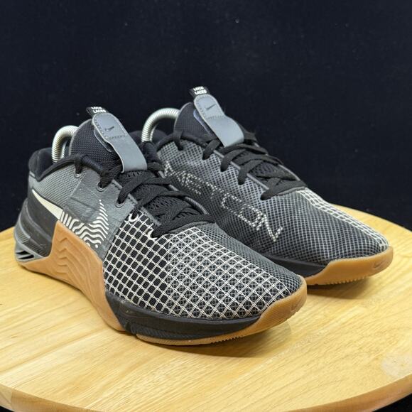 Nike Metcon D09328 Size 7M/ 8.5 W Shoes Gum Gray/Black REACT HYPERLIFT Cross Fit - Picture 2 of 8